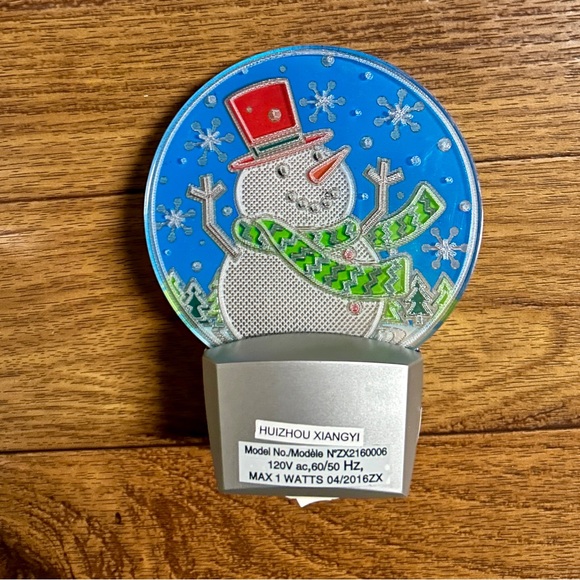 North Pole Trading Co.~ Plug In~Twinkling Night • Snowman • New W/Video - Picture 3 of 12